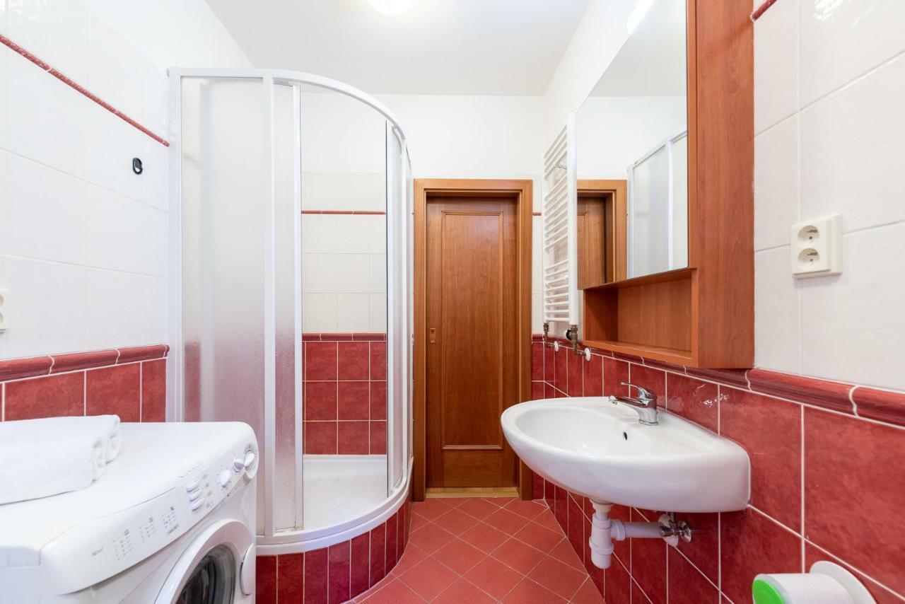 Nest Apartment Прага Экстерьер фото